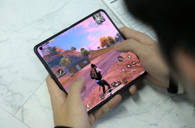 深入了解和平精英辅助现象：技术创新与社会影